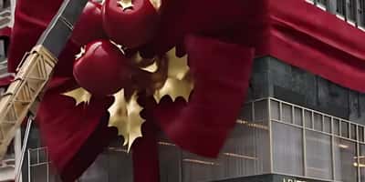 Best Holiday FOOH Campaigns: 12 Examples You Need to See