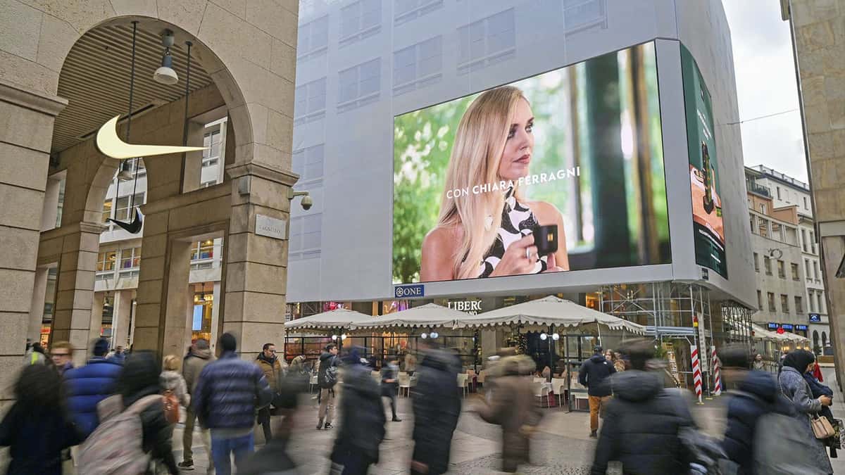 Pattari 2 Milan 3D Billboard