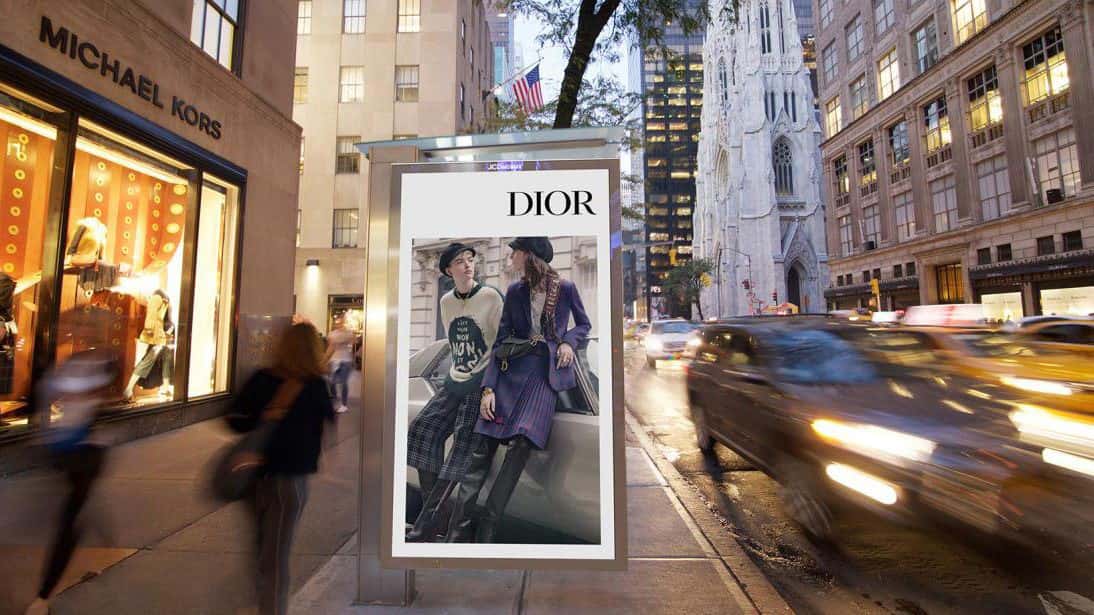 5th Ave & West 52nd St NY JCDecaux LED Screen