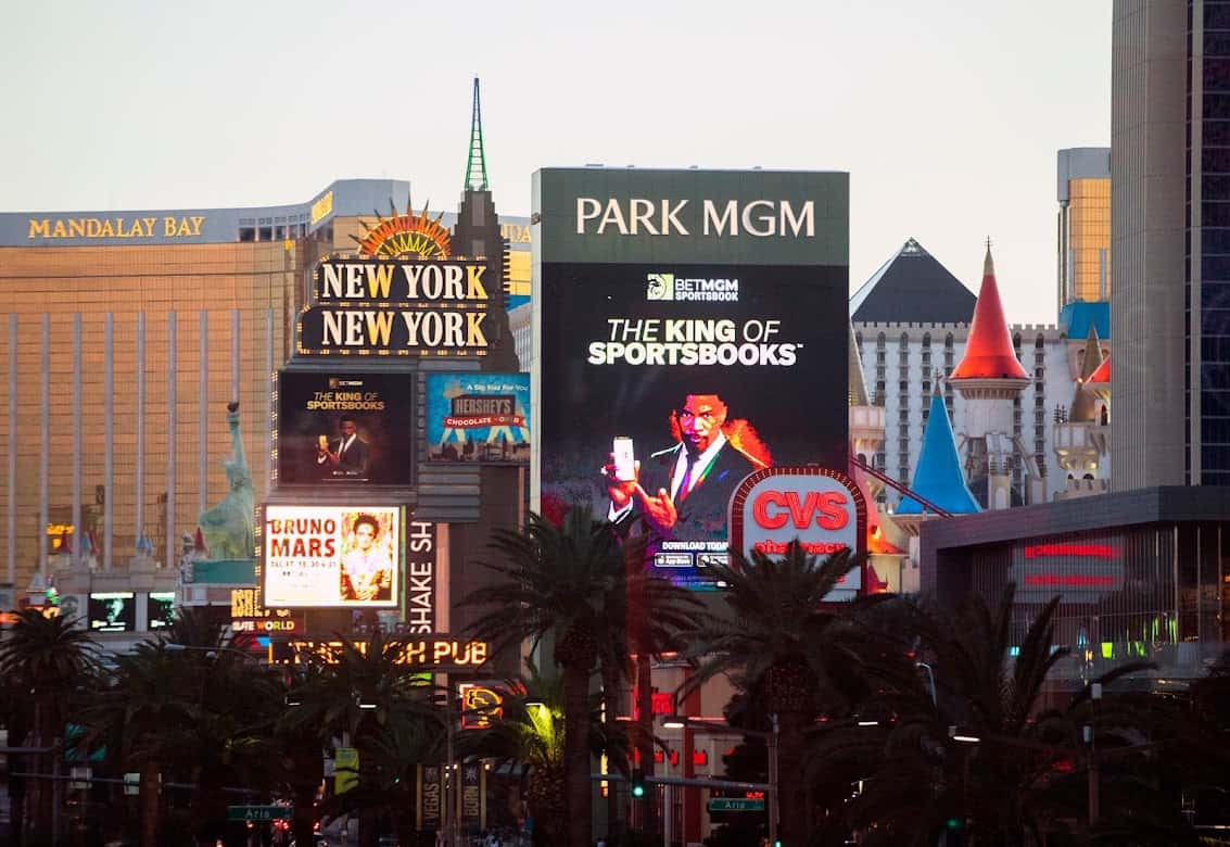 Park MGM Standing 3D Billboard
