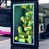 Remin Soda Cans Fill Up the Screen