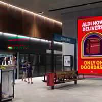 DoorDash Delivers Aldi Floating Fruits