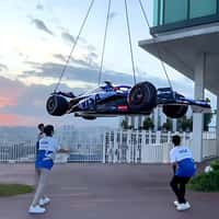 HUGO F1 Car Lifted in High-Rise Building for VISA Cash App