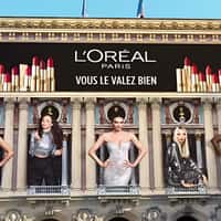 L'Oréal Moving Billboard Models in Paris