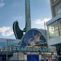 Lenny Kravitz Electric Guitar TV Tower