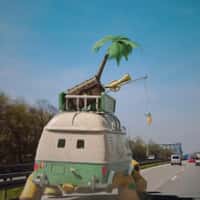 LEGO Van Transforms into Flying Turtle Van