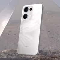 OPPO Smartphone Stands Inside Pyramid