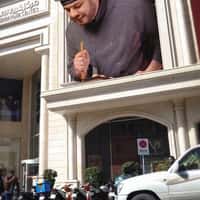 Azumi Chef Drops Sushi on Street