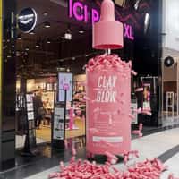 Clay and Glow Serum on Wheels Drops Serum at Store