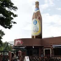 La Bierhaus Helicopter Delivers Beer at Beerhouse