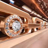 Messika Golden Chain Subway Train