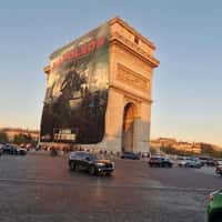 Sony Pictures Napoleon Poster Unfurls on Monument
