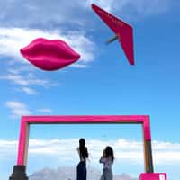Maybelline Lip Balloon Paragliding