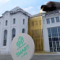 SmartLife Giant Glutathione Pours Over Building