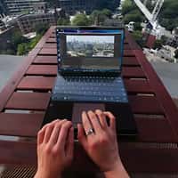 Lenovo Live Editing with Laptop