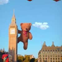 Hamleys Giant Teddy and Santa Hat at Big Ben