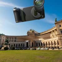 Vivo Giant Phone Transformation in Vienna