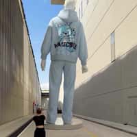 Magicbee Giant Mannequin Spins Into New Outfits