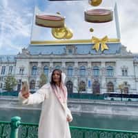 Lidl Giant Cheesecakes Float at Palatul Culturii 