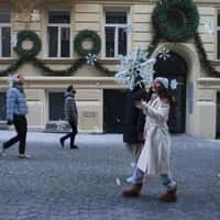 DM Magical Snowflakes on Salzburg Street