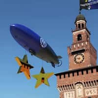 Inter Airship Delivers Two Golden Stars to Milan