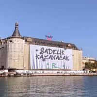 Reis Giant Banner Unveiled at Haydarpaşa Terminal