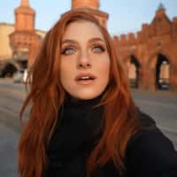 Netflix "Appa" Flies over Berlin