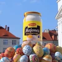 Winiary Giant Mayonnaise Jar Rises from Easter Eggs