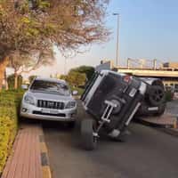 Automax FJ Cruiser Passes Through Sideways