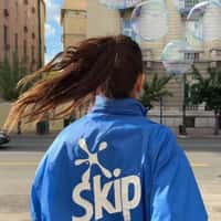 Skip Giant Bottle Releases BIg Bubbles