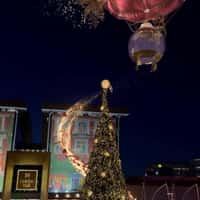 Anna Maria Mazaraki Zeppelin Over Golden Hall