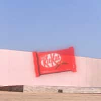 KitKat Giant Hologram Turns Into Iconic Installation