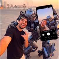 Samsung Jeep Transforms into Robot