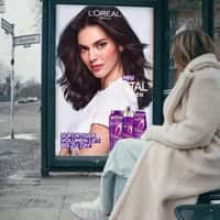 L'Oréal Paris Bus Stop Poster Turns Into Mirror