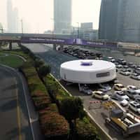 Narwal Robot Clears Traffic on Sheikh Zayed Road