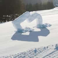 Muchobambū Ice Logo Installation in Baqueira Beret