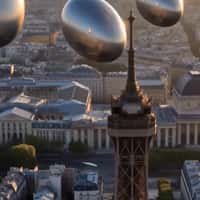 L’Oréal Giant Chrome Balls Fall from Space to Paris