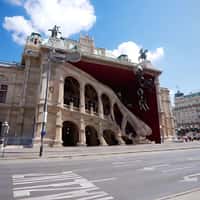 Wiener Staatsoper Flying Musical Notes in Theater