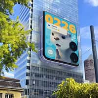 Xiaomi Phone Flips Open on Building Facade