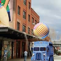 Ralph Lauren Beach Ball Changes Truck’s Color