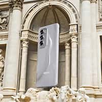 Oppo Phone Transforms Fontana Di Trevi