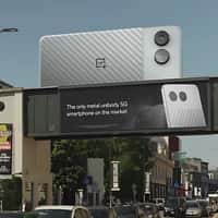 Phone Cruises the Street Like a Tram