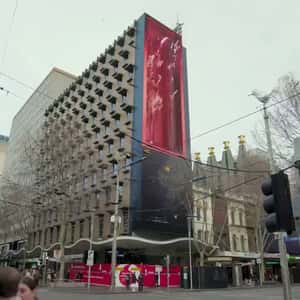 Bottle Revealed on Silver Tray in a 3D Billboard ad of The Glenlivet