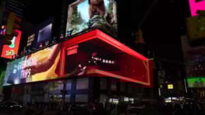 Bottle Floats Beyond Screen in a 3D Billboard ad of Bath & Body Works