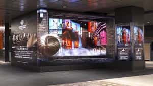 Quidditch Ball Enters Diagon Alley in a 3D Billboard ad of Warner Bros.