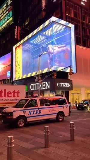 Licker Breaks Through Glass Wall in a 3D Billboard ad of Resident Evil