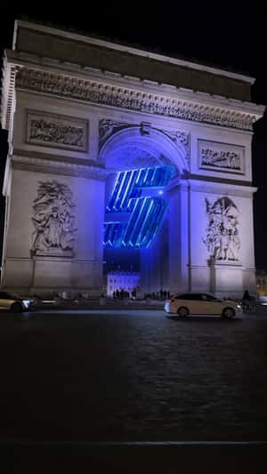 Glowing Number 5 Floats Inside Landmark in fake-out-of-home ad of Renault