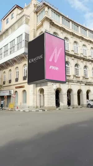Serum Jumps from LED Screen to Push Cart in a fake-out-of-home ad of Nykaa