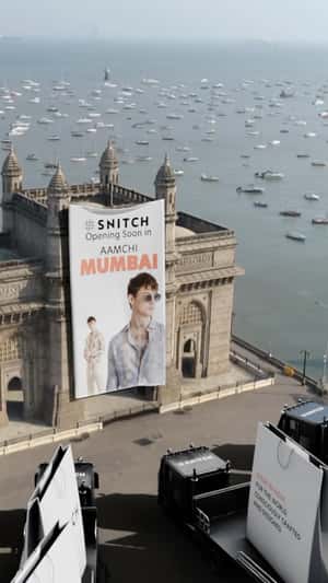 Shopping Bags Delivery at Landmark in a fake-out-of-home ad of Snitch