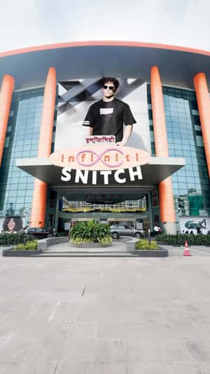 Shirts Float Out From Facade in a fake-out-of-home ad of Snitch